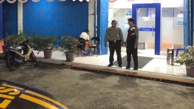 Patroli Malam Antisipasi Gangguan Kamtibmas di Wilkum Polsek Indrapura