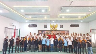 Pj Bupati Aceh Timur Lepas Tim Persidi Idi dan Peureulak Raya ke Liga 3