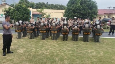 Pleton Dalmas Polres Batu Bara Lakukan Pembinaan Fisik Jasmani