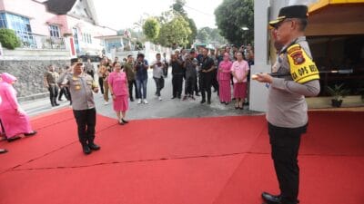 Kunker ke Polres Taput, Kapolda Sumut Harap Polisi Jadi Pelopor Kebaikan