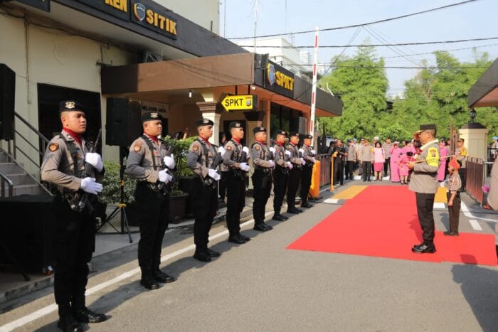 Kapoldasu Kunker ke Mapolrestabes Medan