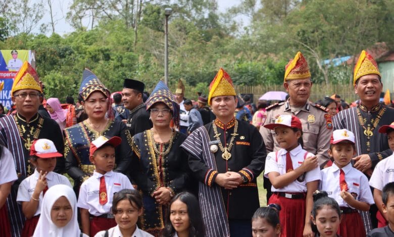 Peringatan Hardiknas 2024 di Dairi Meriah