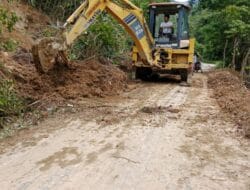 Pj Bupati Respons Cepat Atasi Bencana Tanah Longsor di Silima Pungga-pungga dan Sinehi Sudah Normal