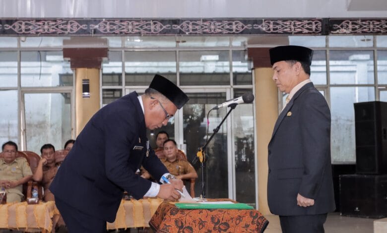Penjabat Sekda Dairi Dilantik
