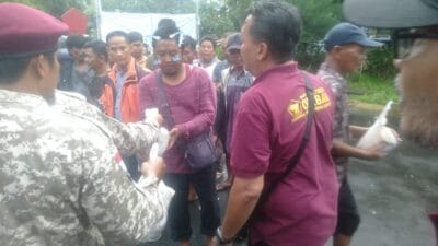 Partai Gerindra Sumut Potong Hewan Kurban dan Berbagi dengan Masyarakat Sekitar