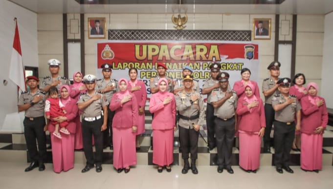 10 Personel Polres Sergai Naik Pangkat Setingkat