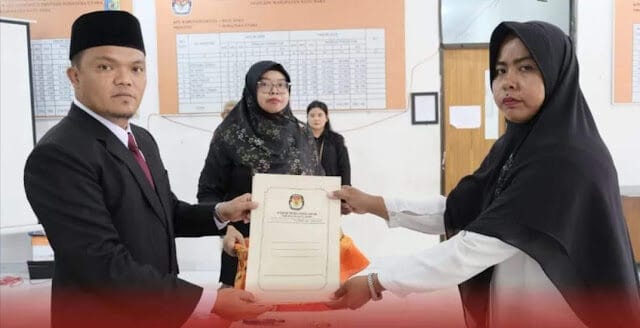 Ketua KPU Kabupaten Batu Bara Lantik PAW PPS Desa Pelanggiran