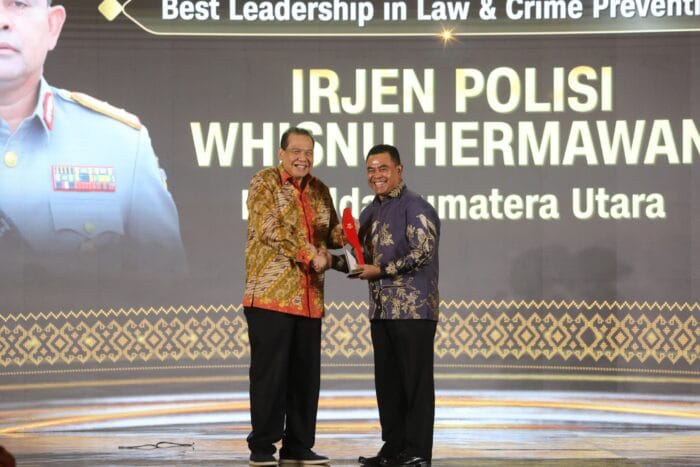 Kapolda Sumut Dianugerahi 'Best Leadership in Law & Crime Prevention'