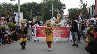 Ribuan Pelajar Kota Langsa Meriahkan Pawai Alegoris