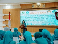 Kahiyang Ayu Lantik Ketua TP PKK Kecamatan & Bunda PAUD Medan Maimun