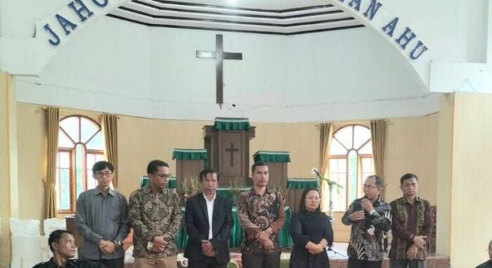 Bupati Samosir Letakkan Batu Pertama Pembangunan Sopo Godang Limbong