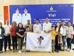 Bupati Lepas Kontingen LPPD Samosir Ikuti Pesparawi V Sumut