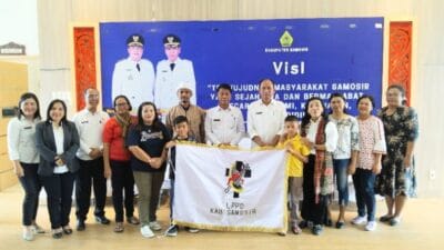 Bupati Lepas Kontingen LPPD Samosir Ikuti Pesparawi V Sumut