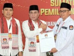 KPU Sumut Terima Berkas Pendaftaran Edy Rahmayadi dan Hasan Basri