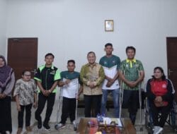 Pj Bupati Dairi Bantjin Lepas Atlet Paralimpiade Ikuti Ajang Peparnas di Solo
