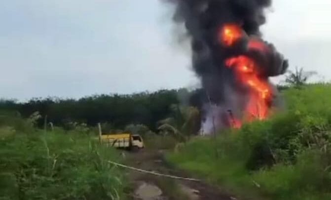 Diduga BBM Bersubsidi Terbakar di Kogem Kabupaten Labusel
