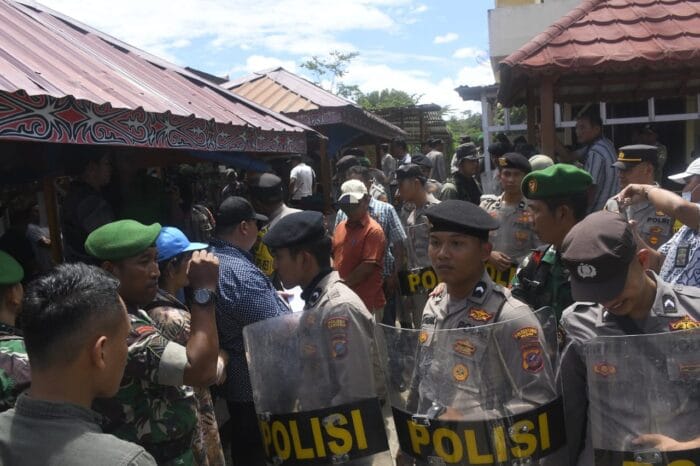 Polres Samosir Lakukan Pengamanan Constatering Objek Perkara Eksekusi di Desa Hutabolon