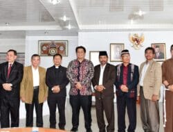 Bupati Samosir Berangkatkan 10 Tokoh Agama Nasrani ke Jerusalem