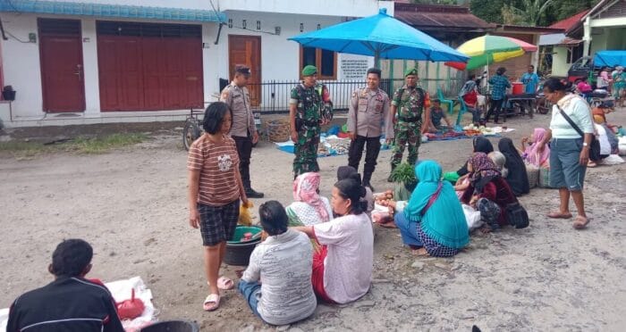 TNI dan Polri di Kecamatan Harian Gelar Patroli Cipta Kondisi Pilkada Damai 2024