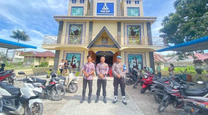 Polres Samosir Tingkatkan Keamanan Jelang dan Saat Pelaksanaan Ibadah Minggu Gereja