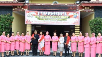 Pelepasan Purnabakti Tiga Personel Polres Samosir Berlangsung Khidmat