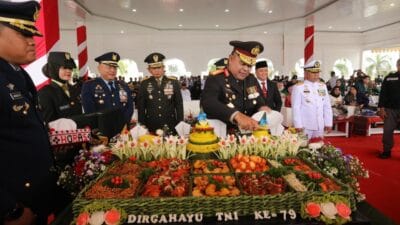 Kapolda Sumut Hadiri Upacara Militer Peringatan HUT ke-79 TNI