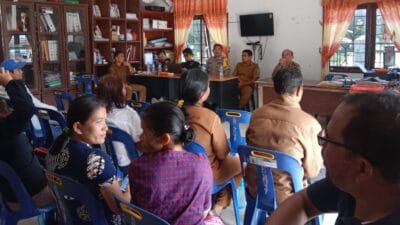 Bhabinkamtibmas Polres Samosir Jaga Kekondusifan Tahapan Kampanye Pilkada 2024