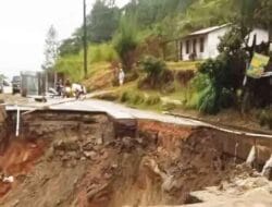 Jalan Lintas Sidikalang-Dolok Sanggul Putus Total