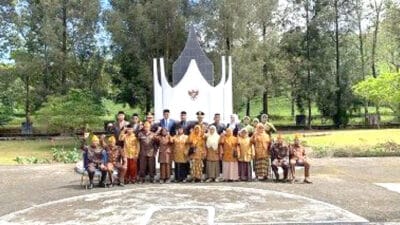 Pemkab Solok Laksanakan Upacara Peringatan Hari Pahlawan