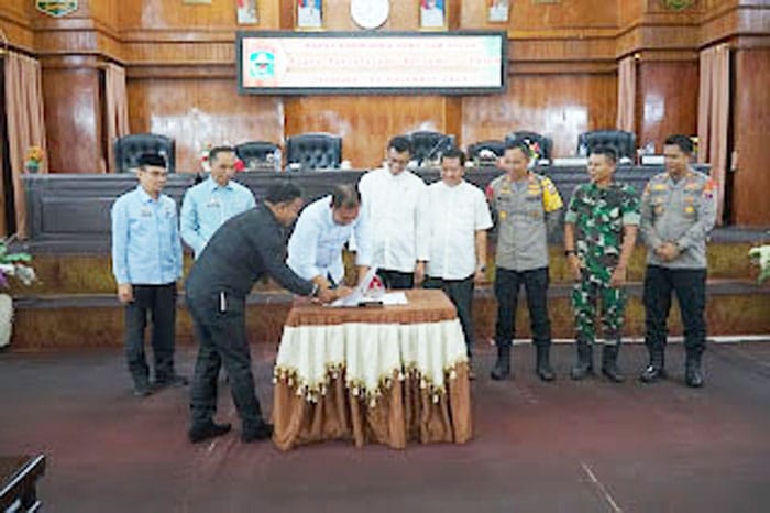 Pemda Bersama DPRD Kabupaten Solok Bahas Ranperda APBD