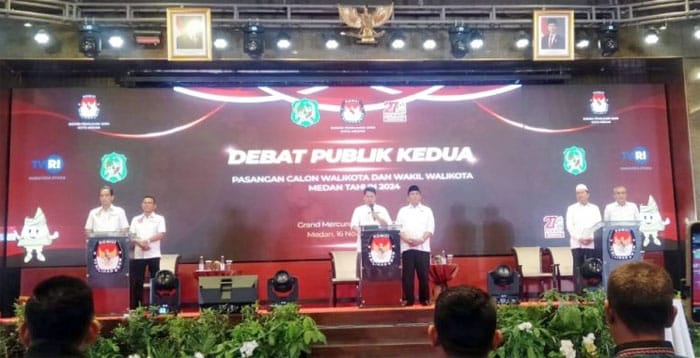 Paslon Saling Jual Program Unggulan Dalam Debat Kedua Pilkada Medan