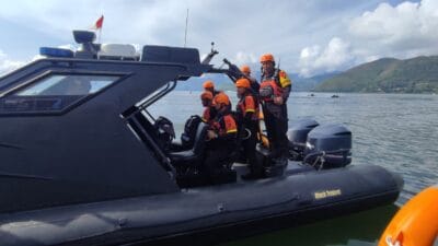 Polda Sumut Kerahkan Kapal Manuver Tinggi Kawal Event Aquabike Jetski Danau Toba