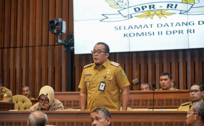Plt Wali Kota Medan Hadiri Raker & RDP Persiapan Pilkada Serentak 2024