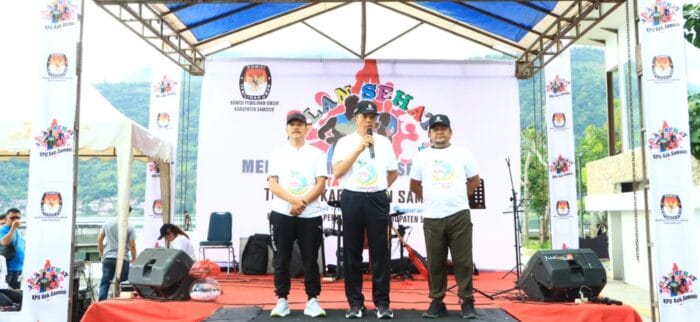 Polres Samosir Ikuti Jalan Sehat Menuju Pemilihan Serentak 2024