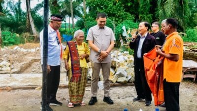 Pj Bupati Heri Letakkan Batu Pertama Pembangunan Rumah Layak Huni