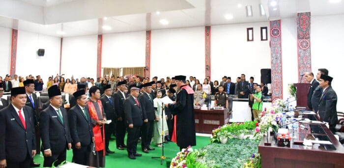 25 Anggota DPRD Kabupaten Samosir Masa Jabatan 2024-2029 Resmi Dilantik
