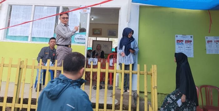 Helat Coblos Pilkada, Fasum TPS 02 Batang Barus Arosuka Air PDAM Mati