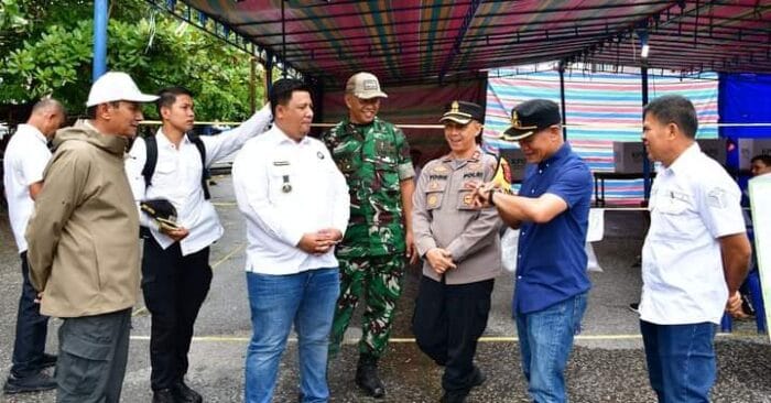Usai Mencoblos, Bupati Samosir Monitoring Proses Pemungutan Suara