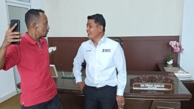 TikToker Kalek Live di Ruang Kerja Cabup Solok Peroleh Suara Terbanyak