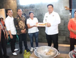 Bupati Samosir Salurkan Bantuan KUBE Tekan Angka Kemiskinan