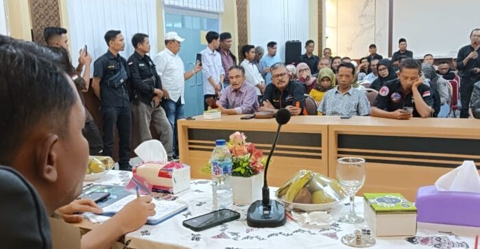 Cabup Solok Jon Pandu Peraih Suara Terbanyak, Gercep Jumpa Wartawan Bangun Solok