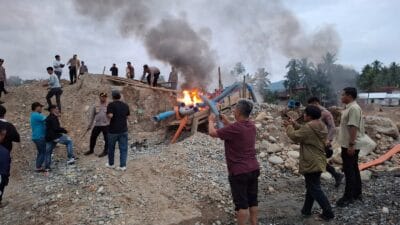 Polisi Hentikan Tambang Emas Ilegal di Madina