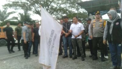 KPU Batu Bara Lepas dan Distribusikan Logistik Pilkada Serentak di 12 Kecamatan