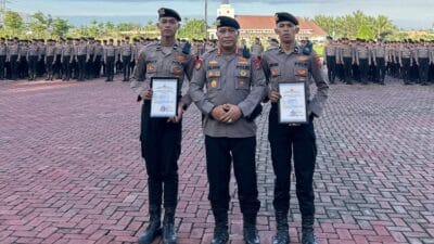 Aksi Heroik Bekuk Geng Motor, Personel Samapta Polda Sumut Terima Penghargaan