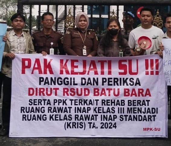 Mahasiswa Peduli Keadilan Sumatera Utara Gelar Aksi Demonstrasi di Kejatisu