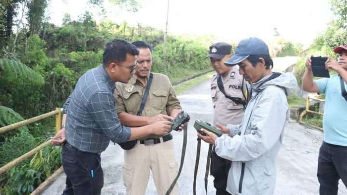 Pemkab Dairi dan BBKSDA Pasang Kamera Trap