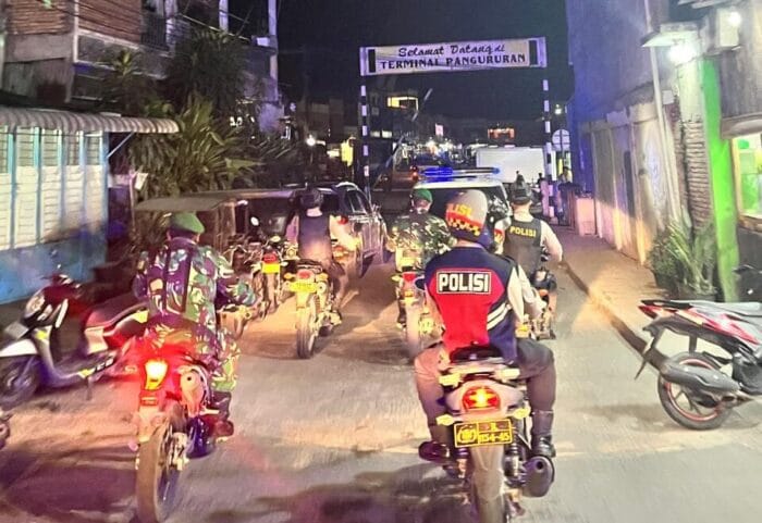 Polres Samosir Patroli Skala Besar dan Pengamanan Rapat Pleno Pilkada Serentak 2024