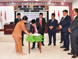 DPRD Samosir Gelar Paripurna Penetapan Bupati dan Wakil Bupati Terpilih