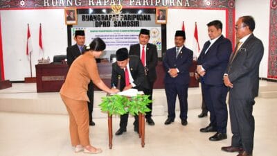 DPRD Samosir Gelar Paripurna Penetapan Bupati dan Wakil Bupati Terpilih