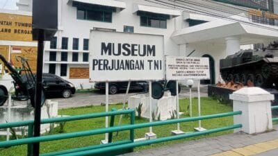 Siswa SDN 101777 Saentis Kunjungi Museum Perjuangan TNI Medan